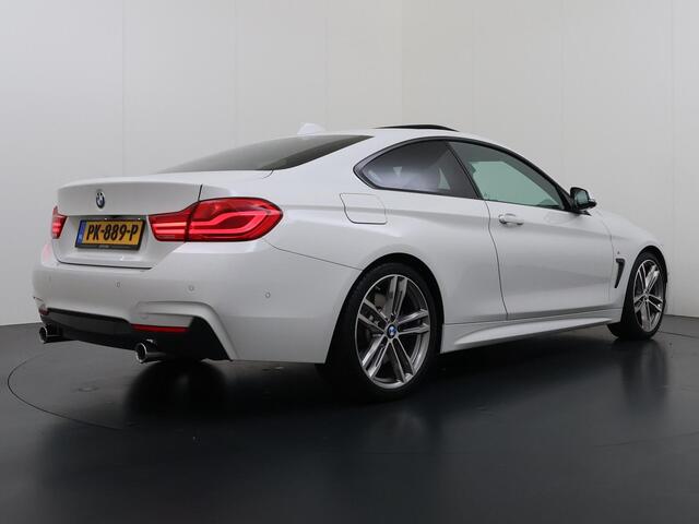 BMW 4-SERIE Coupé 420i High Executive M Pakket Automaat Navigatie Camera