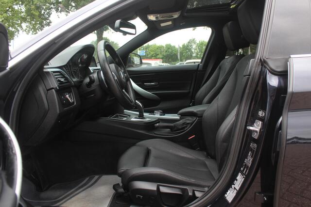 BMW 4-SERIE Gran Coupé 430i High Exe. M Sport / Schuifdak / Camera / Head-up / Harman Kardon / 19'' / Leder / Navigatie / Dodehoek / DAB / Stoelverwarming / Cruise Control