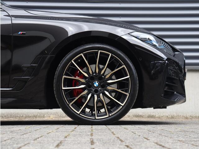 BMW 4-SERIE Gran Coupé 430i | High Executive | M Sportpakket Pro | Panodak | Head-Up | Trekhaak | Elektr. Stoelen | Driving Assistant Prof. | Harman Kardon | Individual | 20'' LMV