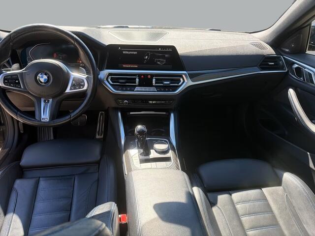 BMW 4-SERIE Cabrio 420i M-Sport Pro Plus ACC Head-Up Harman Kardon 19 Inch Stuur Nek en Stoelverwarming