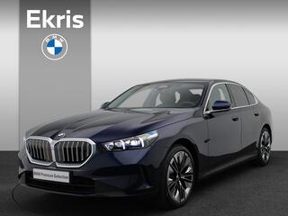bmw-5-serie-sedan-520i-travel-+-com