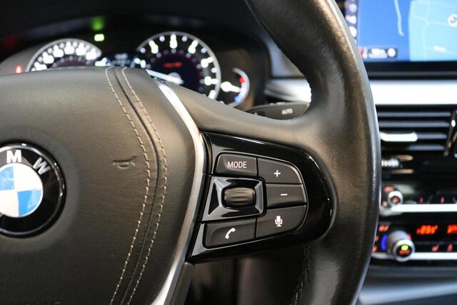 BMW 5-SERIE 540i High Executive DEALER OH | NL AUTO | NAP | HUD | NAVI |