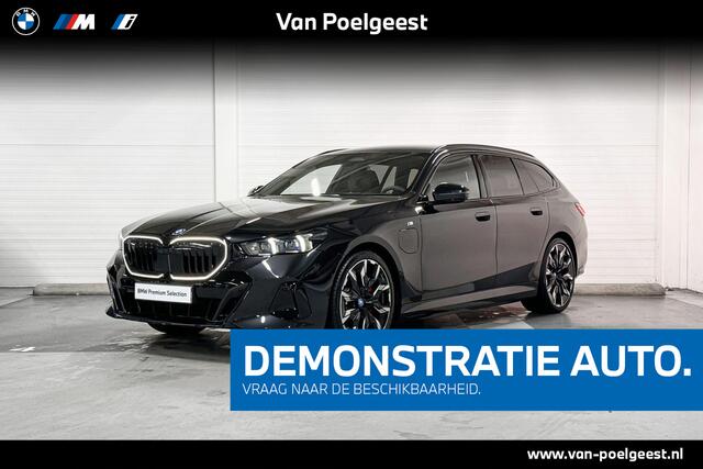 BMW 5-SERIE Touring 530e | M-Sport Pro | Travel Pack | Innovation Pack | Comfort Pack | Harman/Kardon | Panoramadak | Comfort Access | Trekhaak
