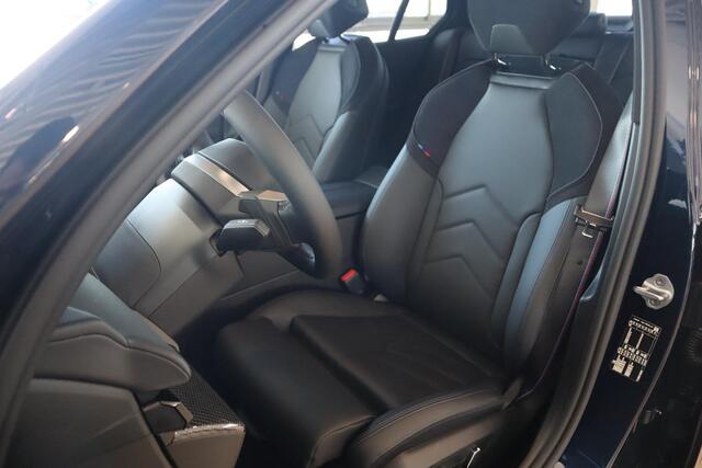BMW 5-SERIE Sedan 520i | M Sportpakket Pro | Innovation Pack | Travel Pack