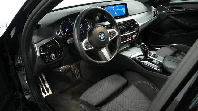 BMW 5-SERIE 520i Executive | M-Sport |