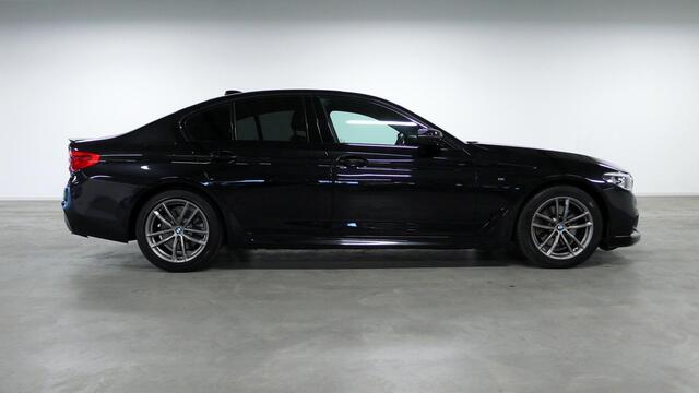 BMW 5-SERIE 520i Executive | M-Sport |