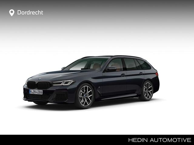 BMW 5-SERIE Touring 520i M-Sport | Panorama | Laser | 19" | Camera