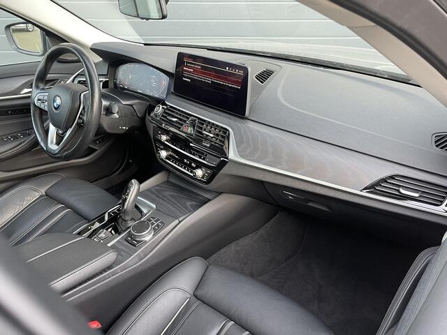 BMW 5-SERIE 520i HIGH EXECUTIVE EDITION I APPLE CARPLAY I STOEL/STUURVERWARMING I HARMAN KARDON I ELEKTRONISCHE ACHTERKLEP