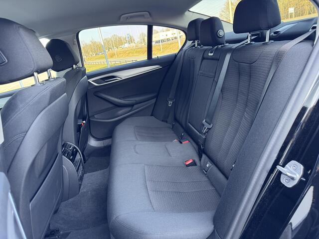 BMW 5-SERIE 530e Business Edition Plus | Driving Assistant | Achteruitrijcamera | Active Cruise Control