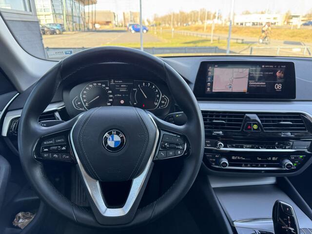 BMW 5-SERIE 530e Business Edition Plus | Driving Assistant | Achteruitrijcamera | Active Cruise Control