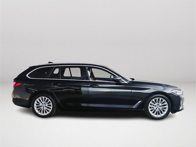 BMW 5-SERIE Touring 530e Aut. High Executive | 360º camera | Stoelverwarming | Incl. Winterwielenset