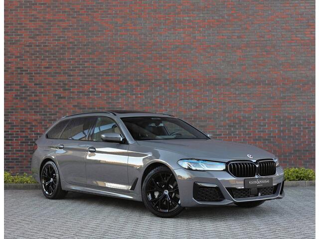 BMW 5-SERIE Touring 530e xDrive *Pano*H/K*Laser*Trekhaak*