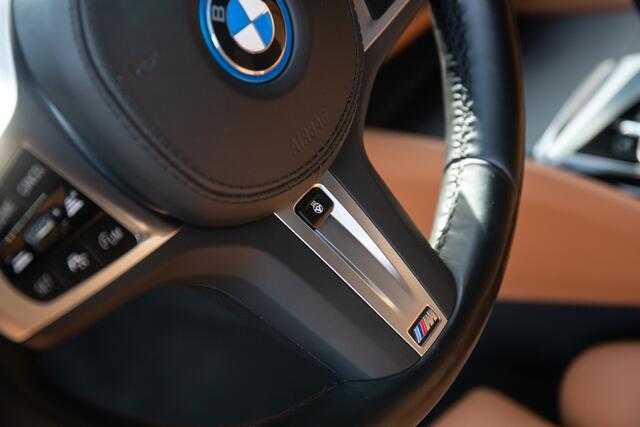 BMW 5-SERIE 545e xDrive High Executive , Adap. cruise, Sfeerverlichting, Stoel/stuurverwarming,