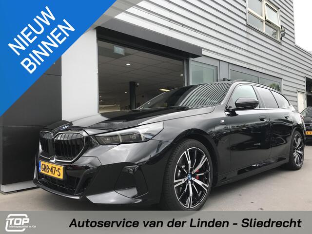 BMW 5-SERIE Touring PHEV M-pakket 530e