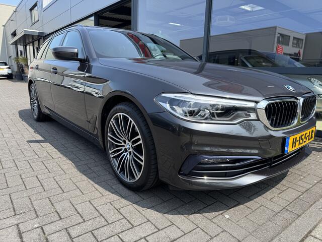 BMW 5-SERIE Touring 520i High Executive Edition Sport Line