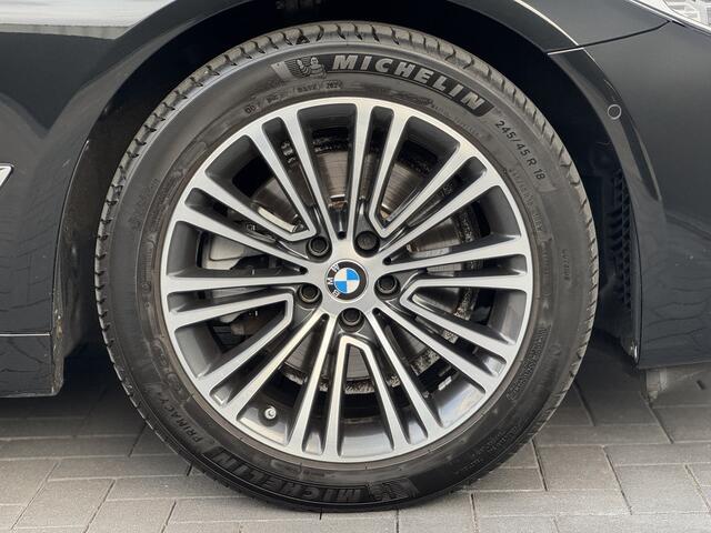 BMW 5-SERIE Touring 520d High Executive Luxury Line | Individual Leather | Apple CarPlay | Adaptive LED
