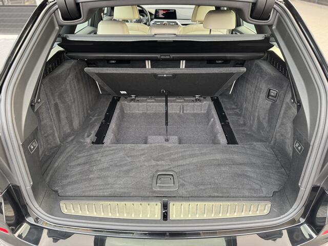BMW 5-SERIE Touring 520d High Executive Luxury Line | Individual Leather | Apple CarPlay | Adaptive LED