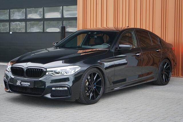 BMW 5-SERIE 520i M-Sport Leder Memory VOSSEN Camera NL AUTO Trekhaak
