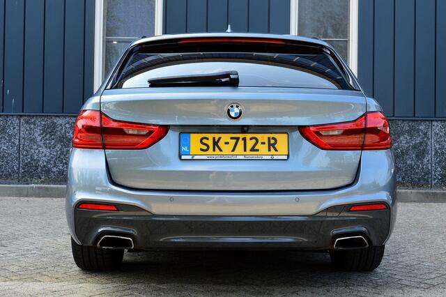 BMW 5-SERIE Touring 520i M-Sport Rijklaarprijs-Garantie Leder Interieur Led Navigatie Sfeer verlichting