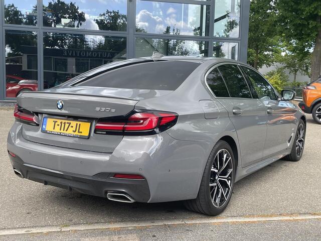 BMW 5-SERIE 530e High Executive M SPORT MEMORY SEAT | HARMAN&KARDON AUDIO | CAMERA | DODE HOEK | STUURWIELVERWARMING | SCHUIFDAK RIJKLAARPRIJS incl. 12mnd BOVAG