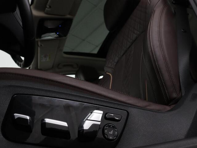 BMW 5-SERIE 530e xDrive High Executive | Luxury Line | Panoramadak | Nappaleder | Stoelventilatie | Head-Up | Carplay | Live Cockpit | Adaptive LED | Stoelverwarming | Navigatie | PHEV