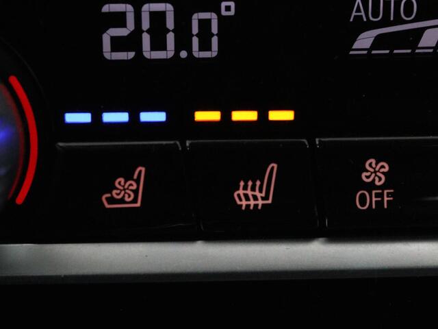 BMW 5-SERIE 530e xDrive High Executive | Luxury Line | Panoramadak | Nappaleder | Stoelventilatie | Head-Up | Carplay | Live Cockpit | Adaptive LED | Stoelverwarming | Navigatie | PHEV