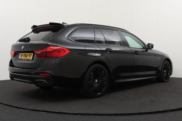 BMW 5-SERIE Touring 520i M-Sport Pano-dak Digi. Dash Harman-Kardon Trekhaak