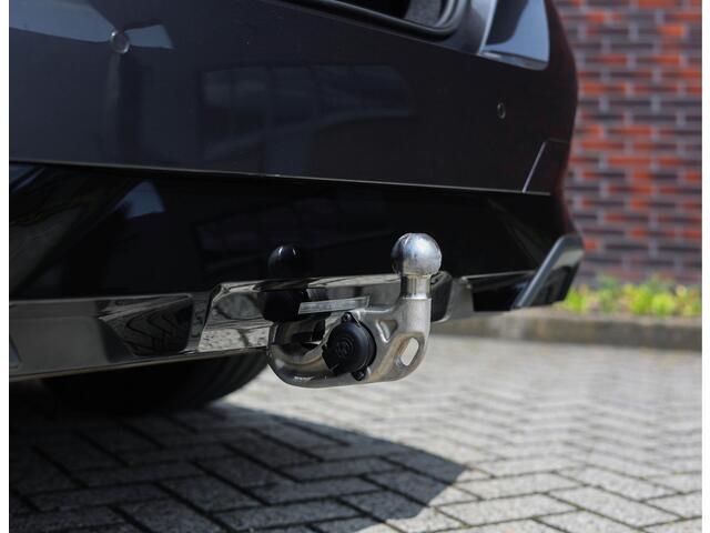 BMW 5-SERIE 530e *M-Sport*Pano*Bow&Wil*Trekhaak*