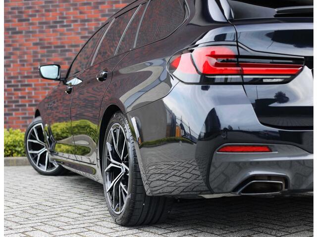 BMW 5-SERIE Touring 530i xDrive High Executive
