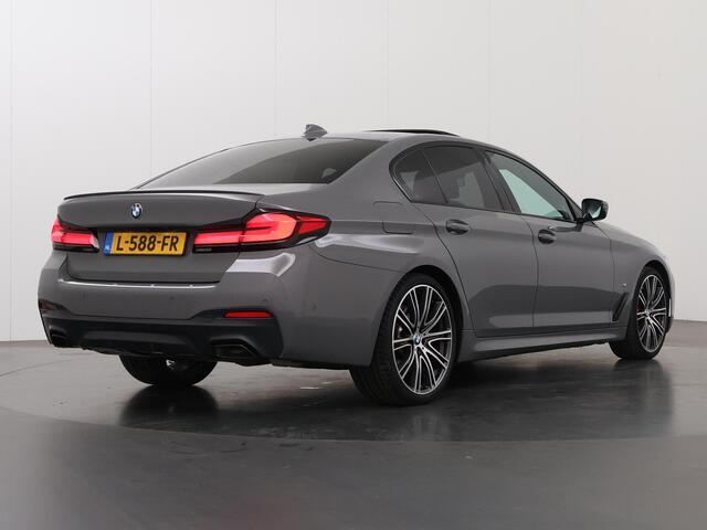 BMW 5-SERIE 530i High Executive Edition M-Sport | Laser Licht | Schuif/Kantel Dak | Stuur/Stoelverwarming | Comfort Zetels + Geheugen | 360 Camera | Adaptieve Cruise Control | Harman/Kardon Audio | Dodehoek Detectie |