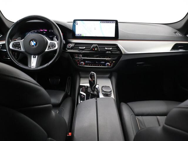 BMW 5-SERIE 530i High Executive Edition M-Sport | Laser Licht | Schuif/Kantel Dak | Stuur/Stoelverwarming | Comfort Zetels + Geheugen | 360 Camera | Adaptieve Cruise Control | Harman/Kardon Audio | Dodehoek Detectie |