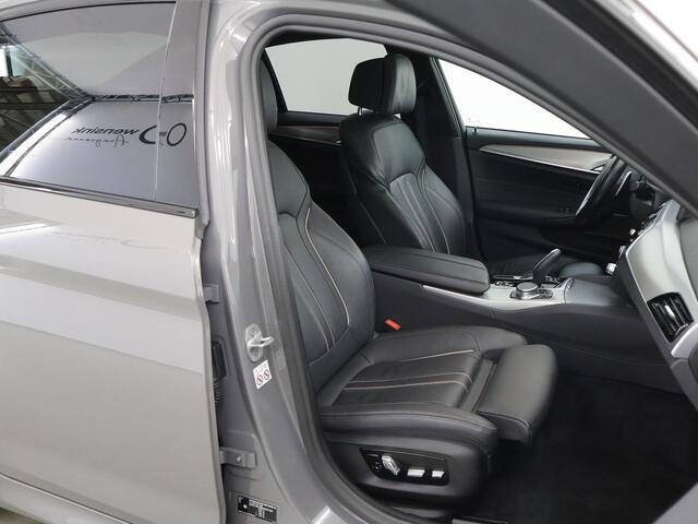 BMW 5-SERIE 530i High Executive Edition M-Sport | Laser Licht | Schuif/Kantel Dak | Stuur/Stoelverwarming | Comfort Zetels + Geheugen | 360 Camera | Adaptieve Cruise Control | Harman/Kardon Audio | Dodehoek Detectie |