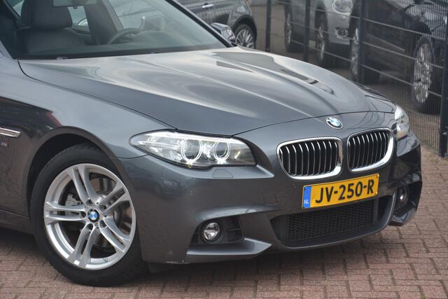 BMW 5-SERIE 520i M Sport Edition High Executive | Navigatie | Memory seats | Virtual cockpit | NL auto!! | Keurige 5-serie, dealer onderhouden en origineel Nederlands geleverd!!