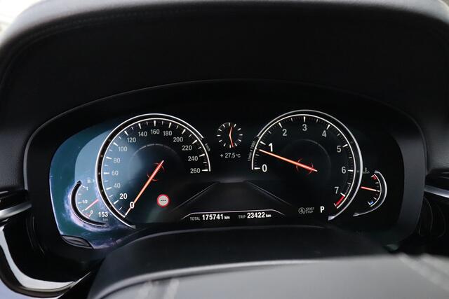 BMW 5-SERIE Touring 530i High Executive | LEDER | MEMORY | STOEL/STUURVERW. | HEAD-UP | PANO | CAMERA | AIRCO | CRUISE |