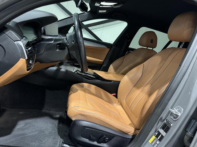 BMW 5-SERIE Touring 520e Business Edition Aut. | leder | navi | trekhaak | sfeerverlichting |