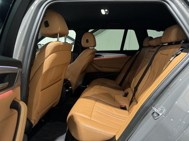 BMW 5-SERIE Touring 520e Business Edition Aut. | leder | navi | trekhaak | sfeerverlichting |