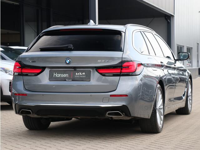 BMW 5-SERIE 530e xDrive High Executive I Leder I Keyless I Dodehoekdetectie