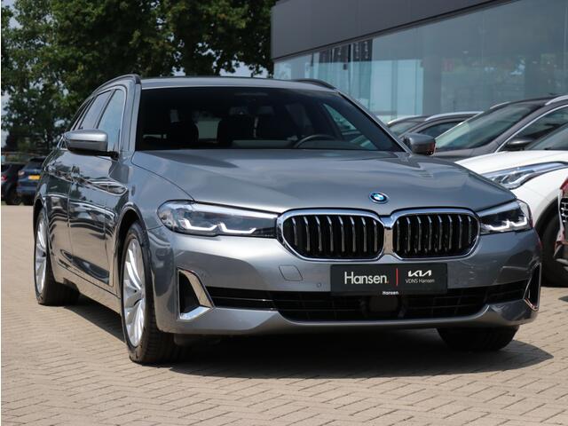 BMW 5-SERIE 530e xDrive High Executive I Leder I Keyless I Dodehoekdetectie