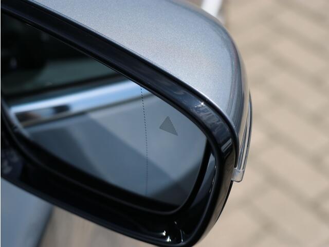 BMW 5-SERIE 530e xDrive High Executive I Leder I Keyless I Dodehoekdetectie
