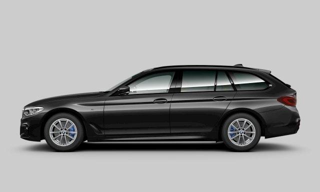 BMW 5-SERIE Touring 540i xDrive M-Sport | Panoramadak | Stoelventilatie | Head Up