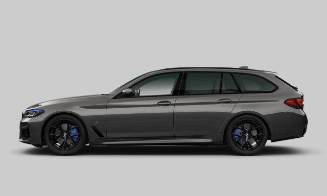 BMW 5-SERIE Touring 540i xDrive M-Sport | Panoramadak | Head Up | Laser