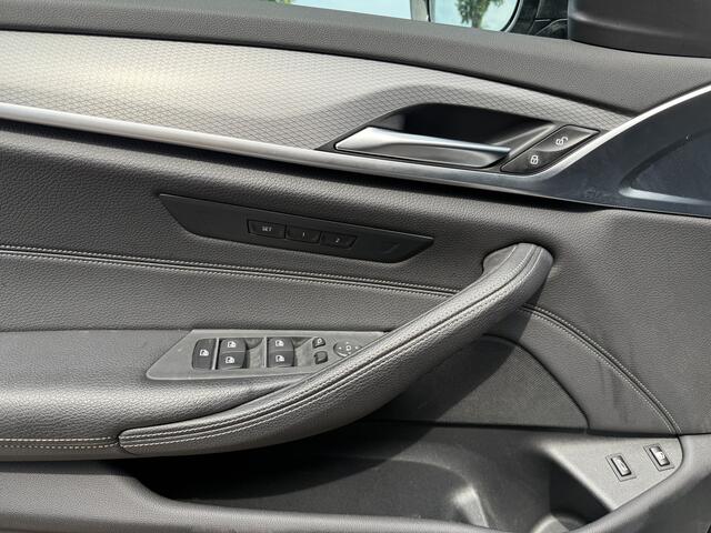 BMW 5-SERIE 530e iPerformance High Executive ** M Sport ** Dealer onderhouden!!