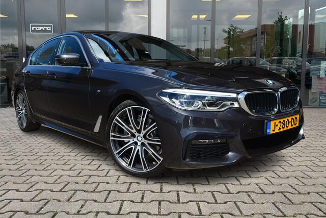 BMW 5-SERIE 520i M-Sport | Nappa Leder | Schuif/Kantel | 20 Inch |
