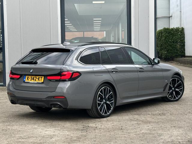 BMW 5-SERIE Touring 520i High Executive M Sport | Pano-Dak/20"/Harman-Kardon/Head-Up/Leder