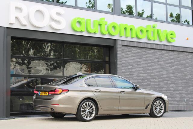 BMW 5-SERIE 530e iPerformance High Executive | DEALER ONDR | 360 | HUD | DODE HOEK | SFEERVERLICHTING |