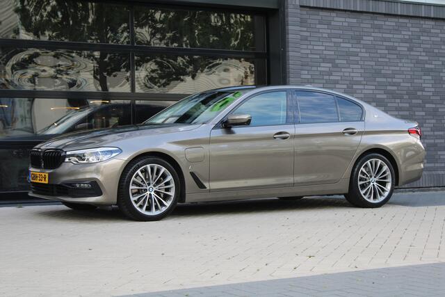 BMW 5-SERIE 530e iPerformance High Executive | DEALER ONDR | 360 | HUD | DODE HOEK | SFEERVERLICHTING |
