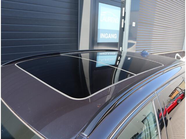 BMW 5-SERIE Touring 530e xDrive M Sport | Pano | Massage | ACC | H+K