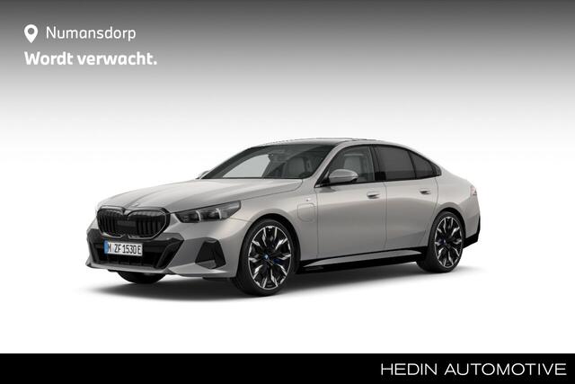 BMW 5-SERIE 550e xDrive | M-Sport Pro | 21'' | Panorama | Bowers & Wilkins | Driv. Ass. Prof.