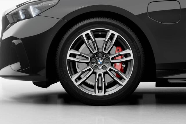 BMW 5-SERIE Sedan 530e M Sport Edition | M Sport Pro | Innovation Pack | Travel Pack | Comfort Pack