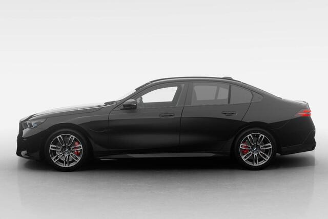 BMW 5-SERIE Sedan 530e M Sport Edition | M Sport Pro | Innovation Pack | Travel Pack | Comfort Pack